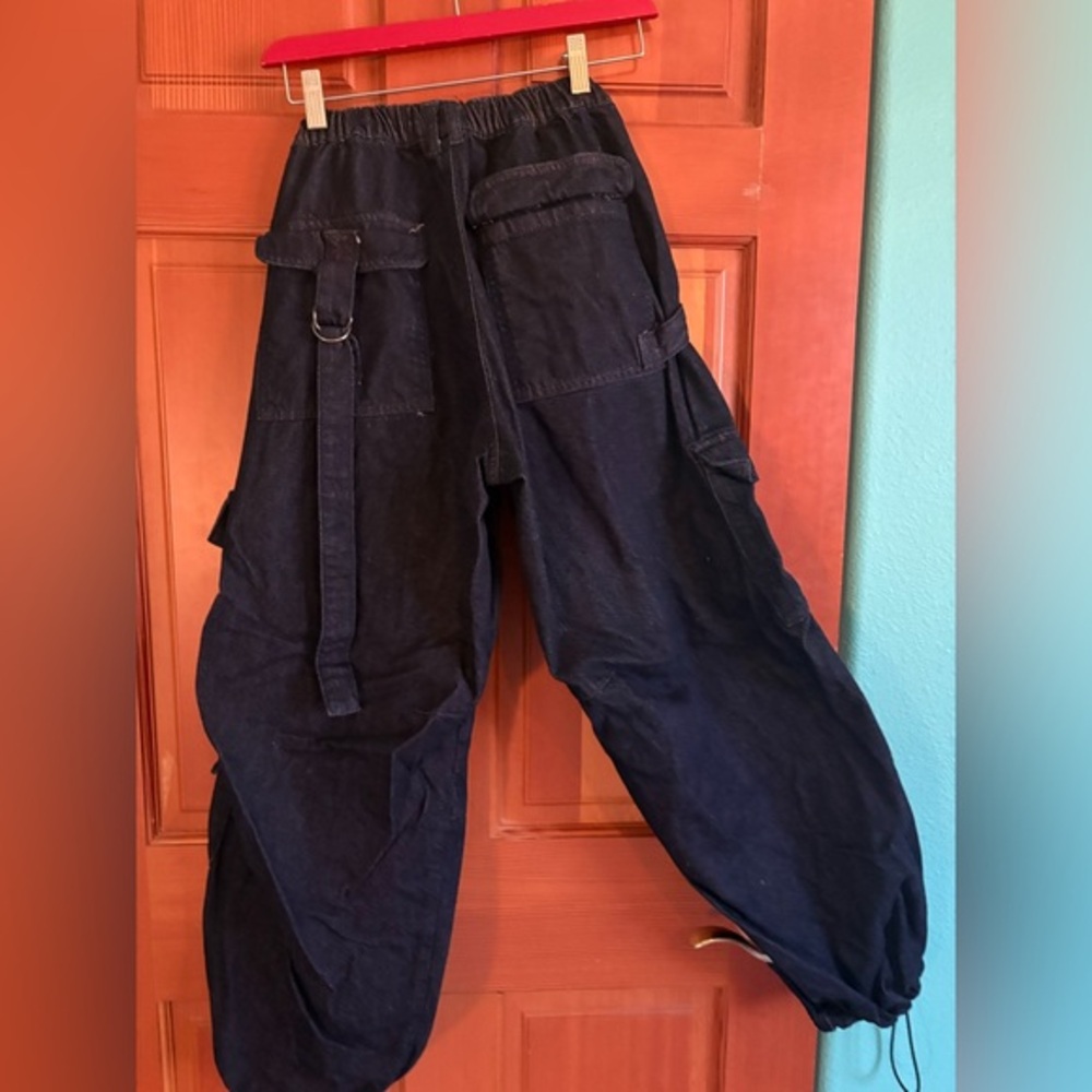 URBAN Outfitters BDG baggy cargo jeans NWOT